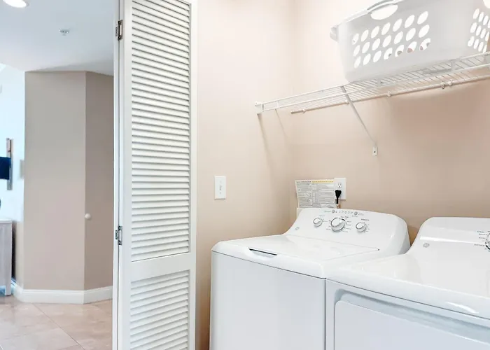 Indigo East Unit 403e Holiday home